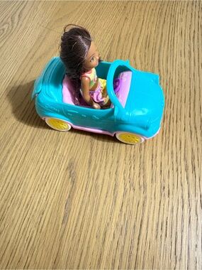 Barbie Teal Convertible Car with Pink Interior and Yellow Wheels